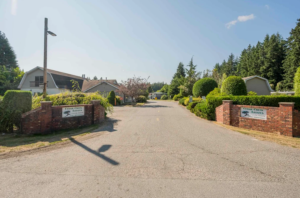 40 3031 200 STREET, Langley BC V2Z 1N5, Langley BC — Residential for Sale - Photo 2