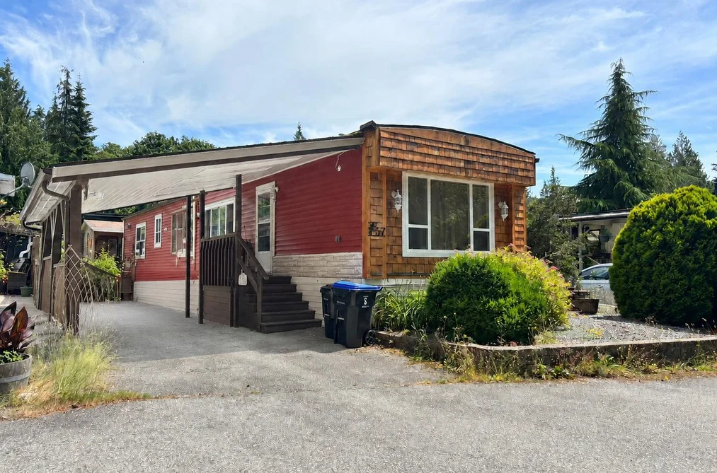 Manufactured Home for sale at 57 4496 Sunshine Coast Highway Sechelt British Columbia - MLS: R3141025