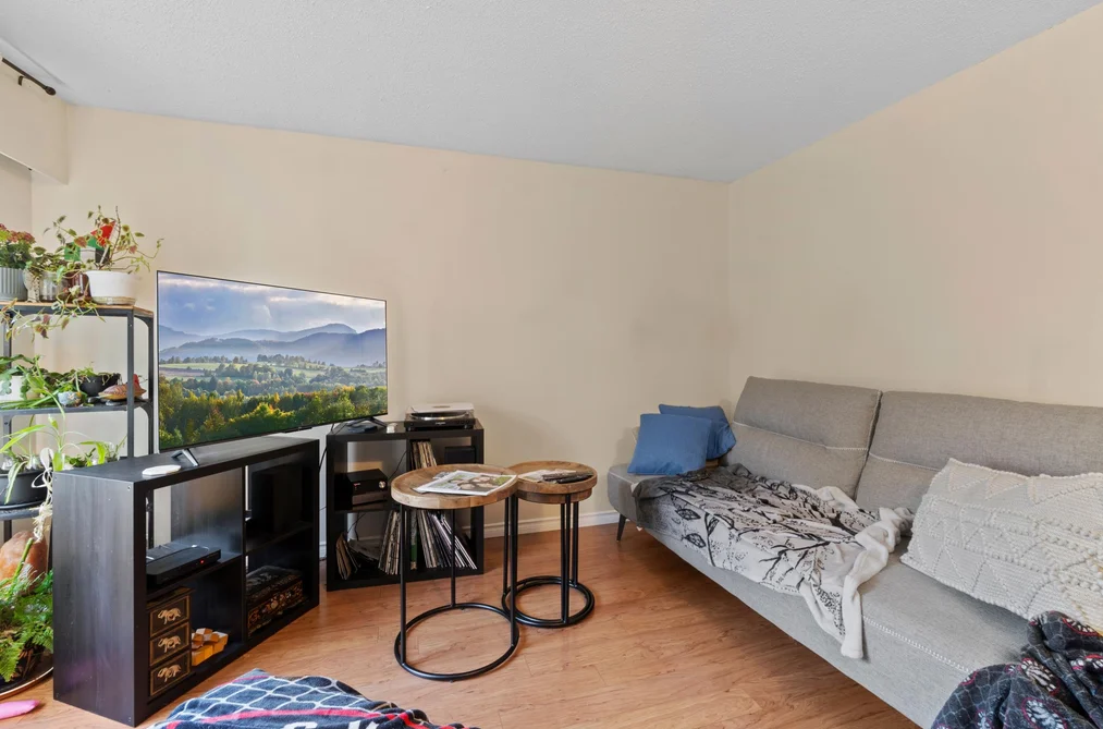 570 COLBY STREET, New Westminster BC V3L 3Z1, New Westminster BC — Residential for Sale - Photo 3