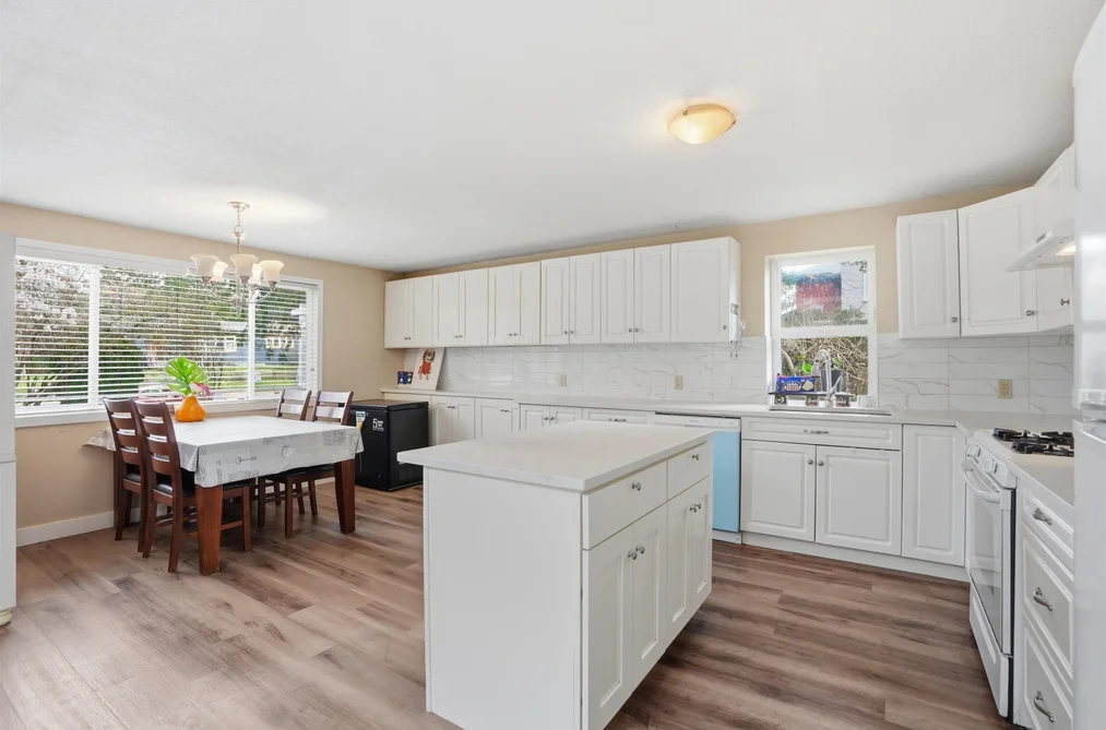 5707 MEDUSA STREET, Sechelt BC V0N 3A0, Sechelt BC — Residential for Sale - Photo 7