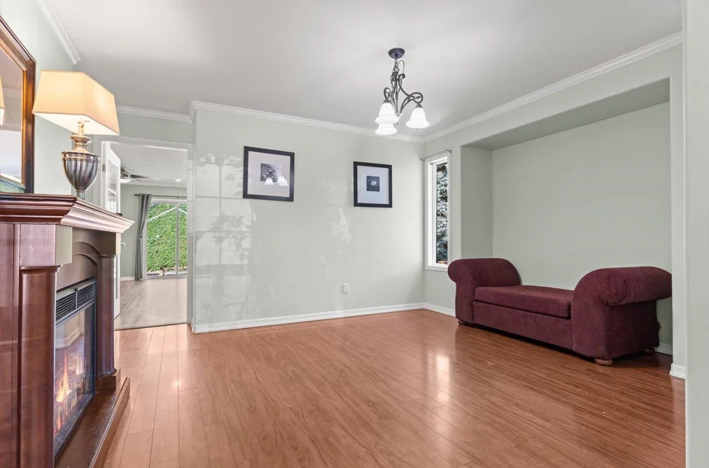 5709 Stonehaven Street, Chilliwack, BC - House for Sale - Photo 11 of 39