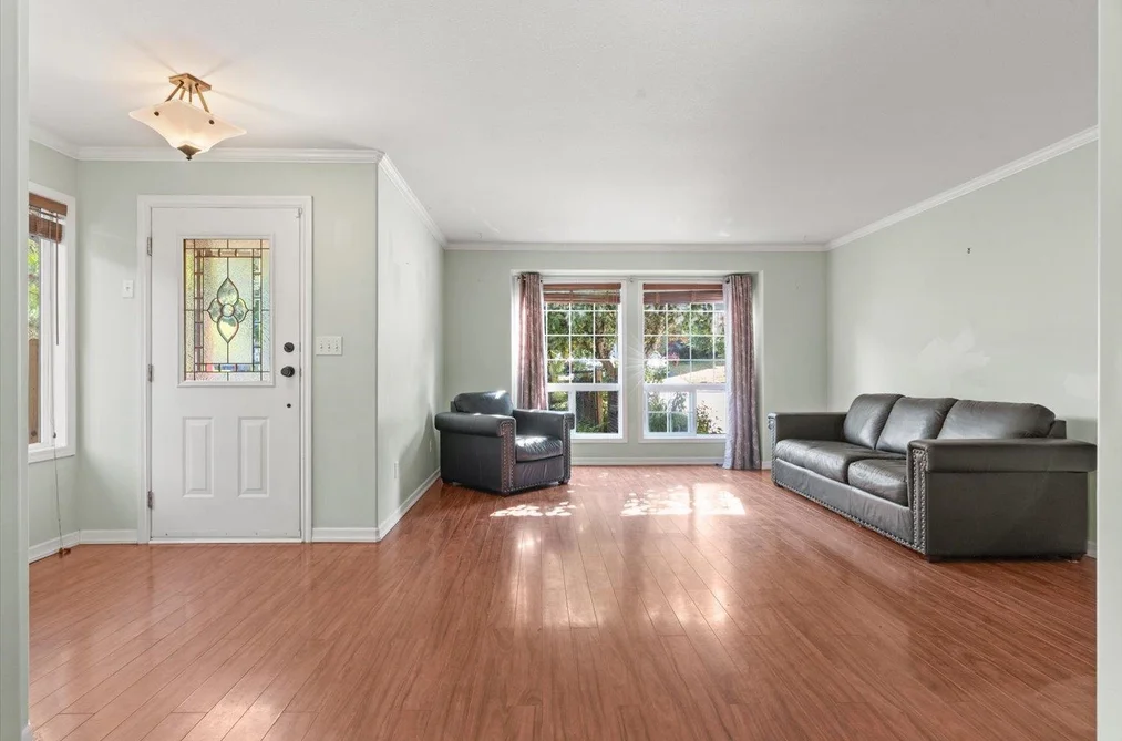 5709 Stonehaven Street, Chilliwack, BC - House for Sale - Photo 6 of 39