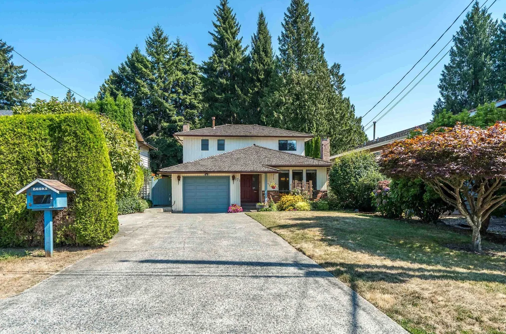 House for sale at 571 Berry Street Coquitlam British Columbia - MLS: R3156042