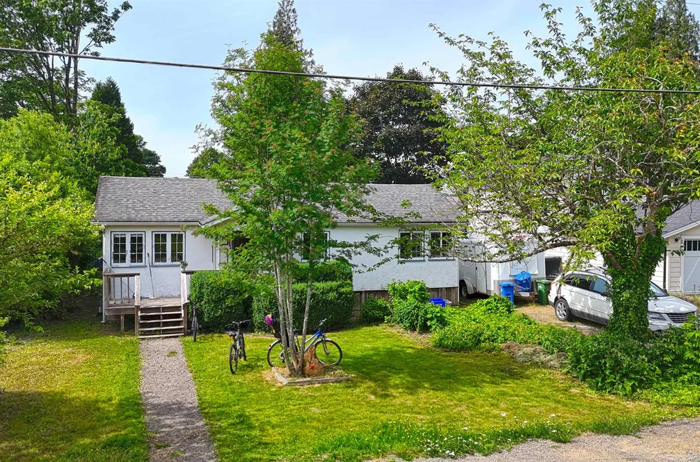 House for sale at 571 Echo Avenue Harrison Hot Springs British Columbia - MLS: R3131182