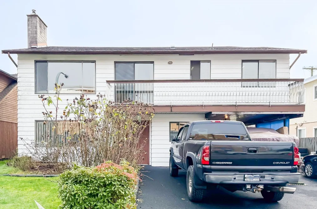 House for sale at 5716 48b Avenue Delta British Columbia - MLS: R3087822