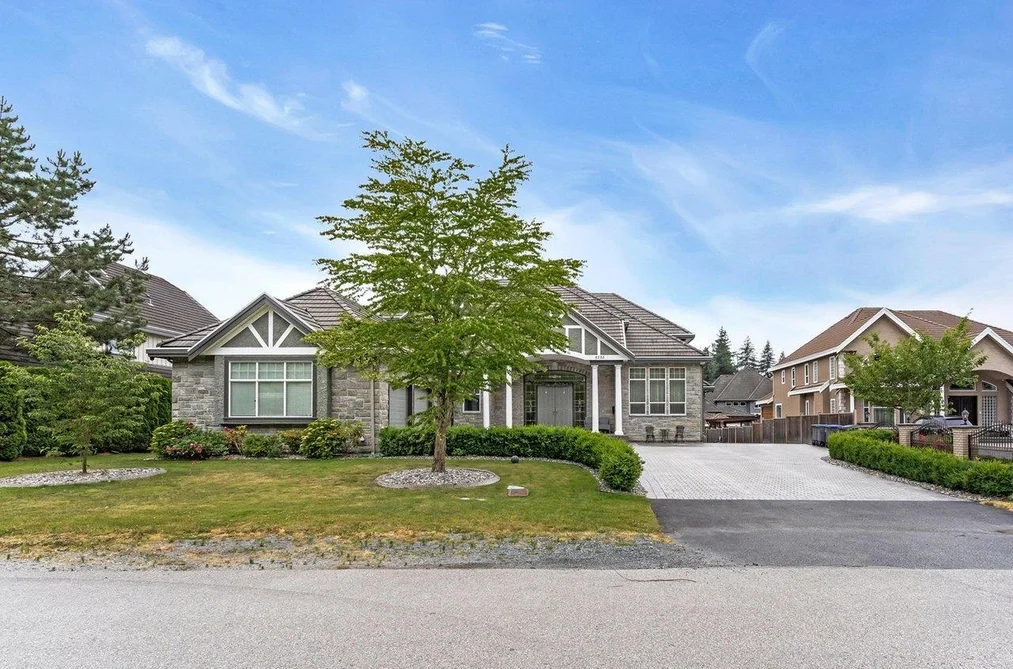 House for sale at 5733 136b Street Surrey British Columbia - MLS: R3109119