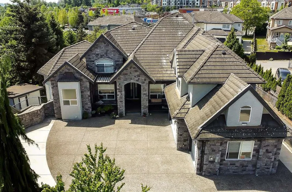 House for sale at 5733 W Kettle Crescent Surrey British Columbia - MLS: R3118734