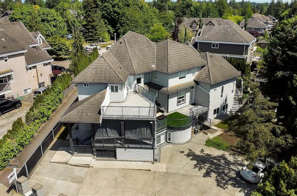 5733 W KETTLE CRESCENT, Surrey BC V3S 8R6, Surrey BC — Residential for Sale - Photo 2