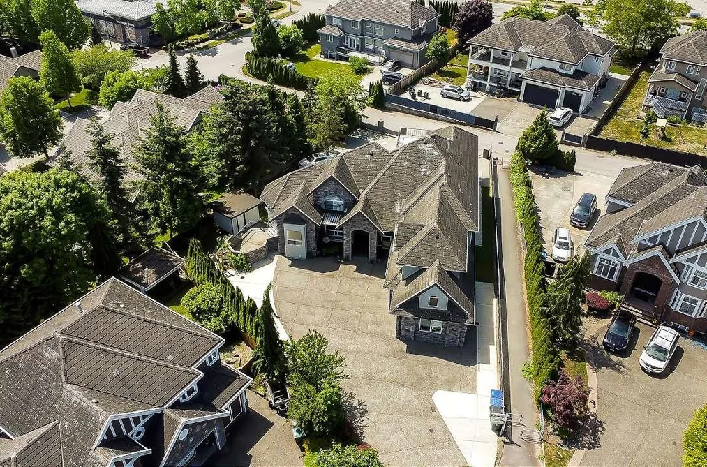5733 W KETTLE CRESCENT, Surrey BC V3S 8R6, Surrey BC — Residential for Sale - Photo 4