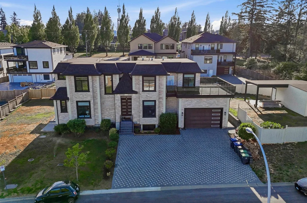 House for sale at 5735 144a Street Surrey British Columbia - MLS: R3144676