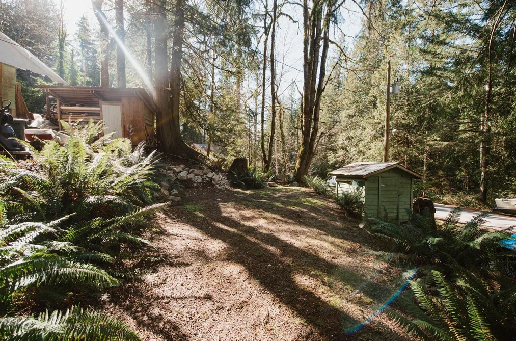 5735 NAYLOR ROAD, Sechelt BC V7Z 0C7, Sechelt BC — Residential for Sale - Photo 3