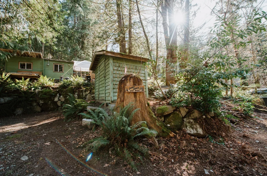 5735 NAYLOR ROAD, Sechelt BC V7Z 0C7, Sechelt BC — Residential for Sale - Photo 4