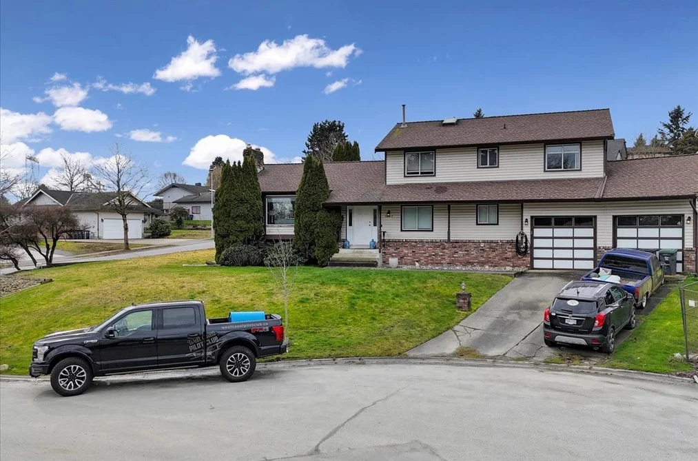 House for sale at 5737 190 Street Surrey British Columbia - MLS: R3092326