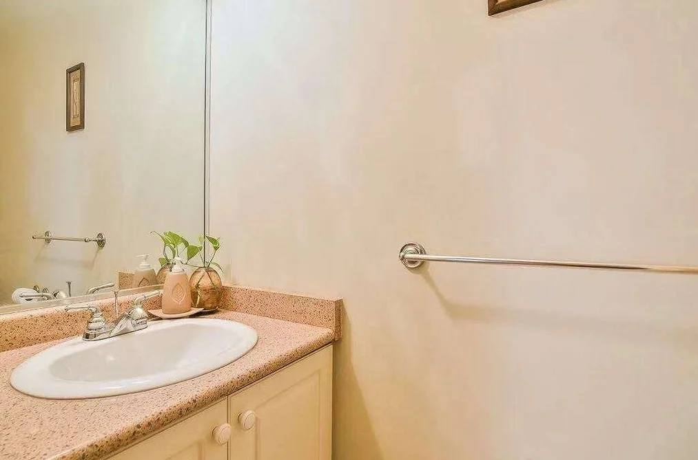 5737 RUMBLE STREET, Burnaby BC V5J 2C3, Burnaby BC — Residential for Sale — Photo 8 of 8