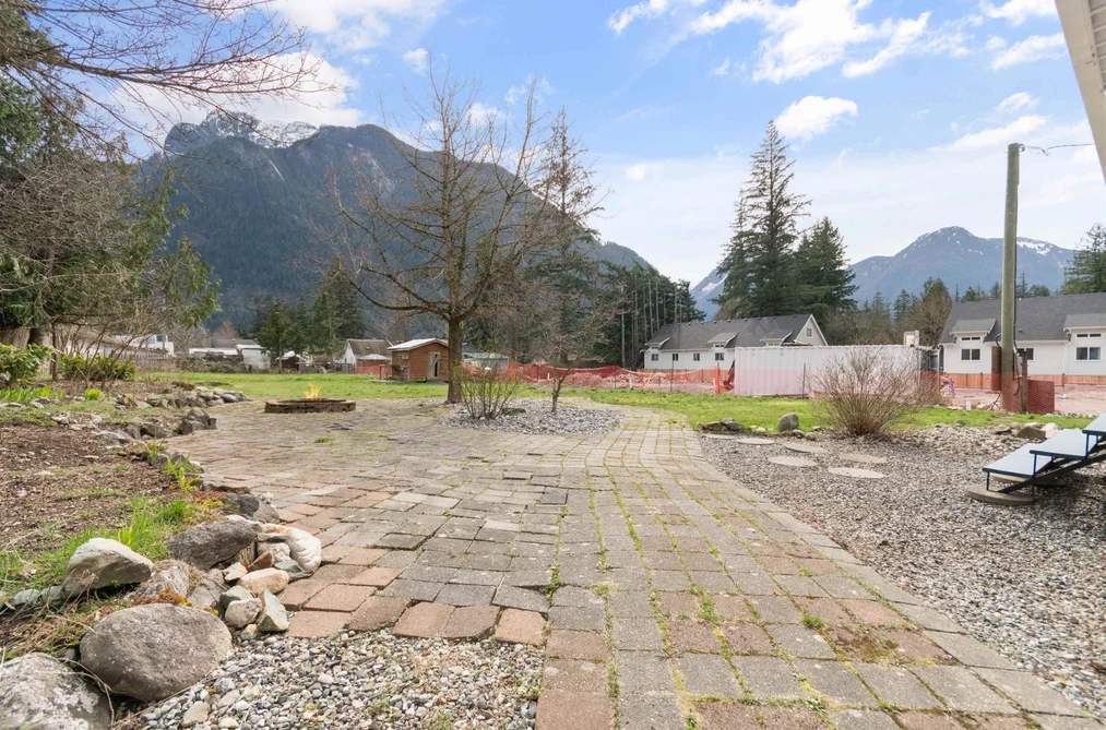 574 PARK STREET, Hope BC V0X 1L0, Hope BC — Residential for Sale - Photo 6