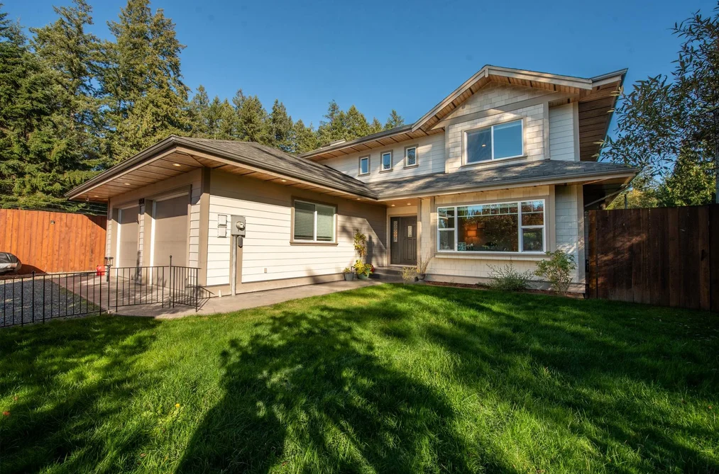 574 Veterans Rd, Gibsons, BC - MLS: R3177993