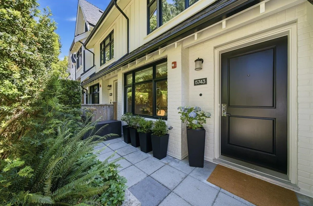 Townhouse for sale at 5743 St George Street Vancouver British Columbia - MLS: R3141622