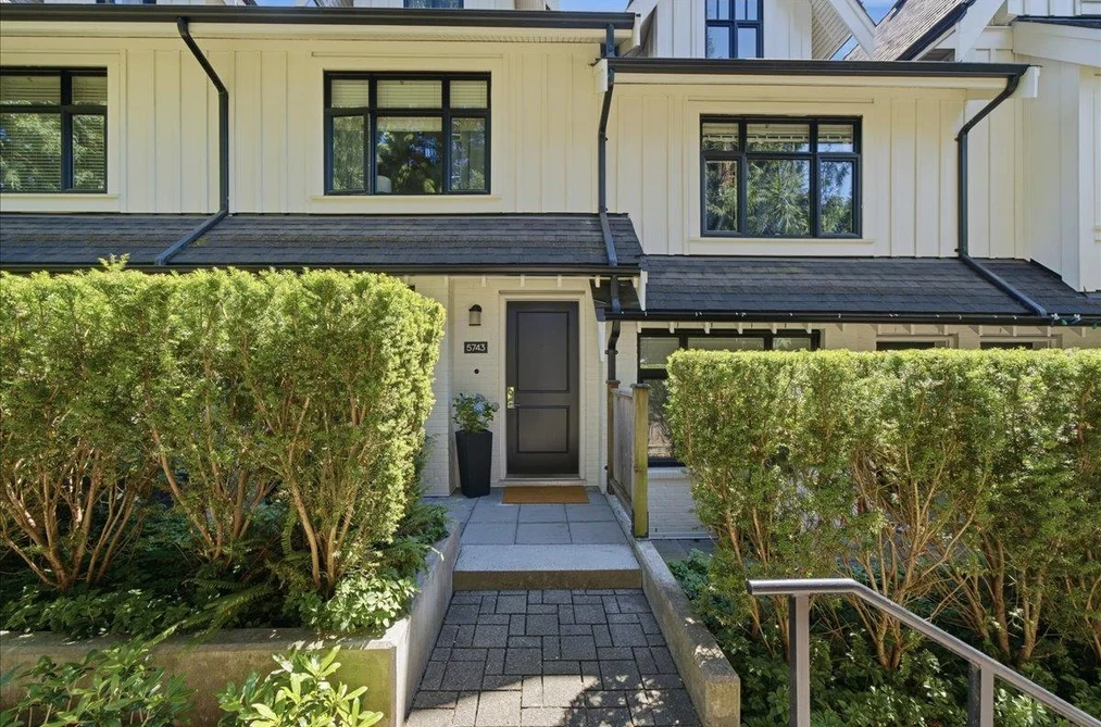 5743 ST GEORGE STREET, Vancouver BC V5W 2Y4, Vancouver BC — Residential for Sale — Photo 2 of 37