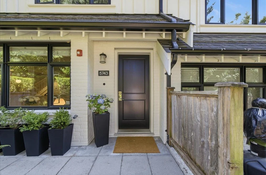 5743 ST GEORGE STREET, Vancouver BC V5W 2Y4, Vancouver BC — Residential for Sale — Photo 3 of 37