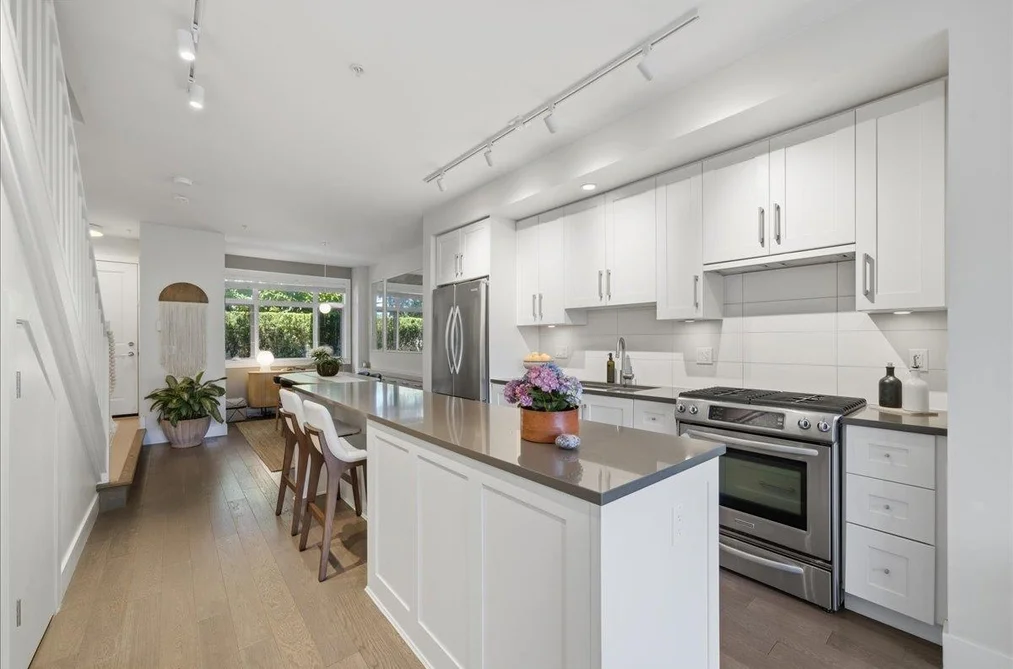 5743 ST GEORGE STREET, Vancouver BC V5W 2Y4, Vancouver BC — Residential for Sale — Photo 9 of 37