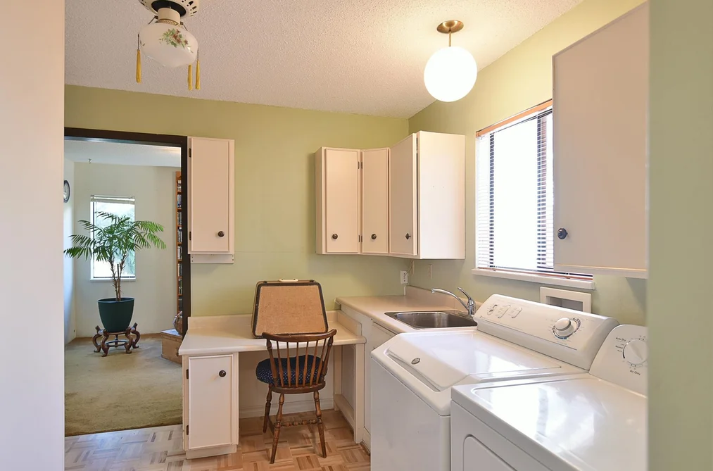 5749 Surf Circle, Sechelt, BC - MLS: R3164890 - Photo 6 5749 Surf Circle, Sechelt, BC - MLS: R3164890 - Photo 6