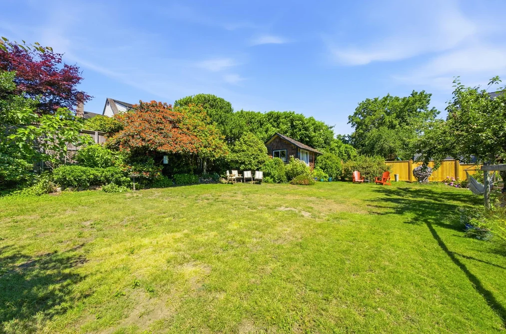 575 N DOLLARTON HIGHWAY, North Vancouver BC V7G 1N3, North Vancouver BC — Residential for Sale — Photo 24 of 40