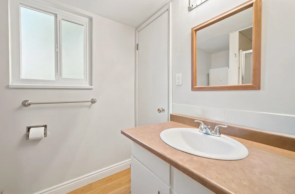 575 N DOLLARTON HIGHWAY, North Vancouver BC V7G 1N3, North Vancouver BC — Residential for Sale — Photo 38 of 40