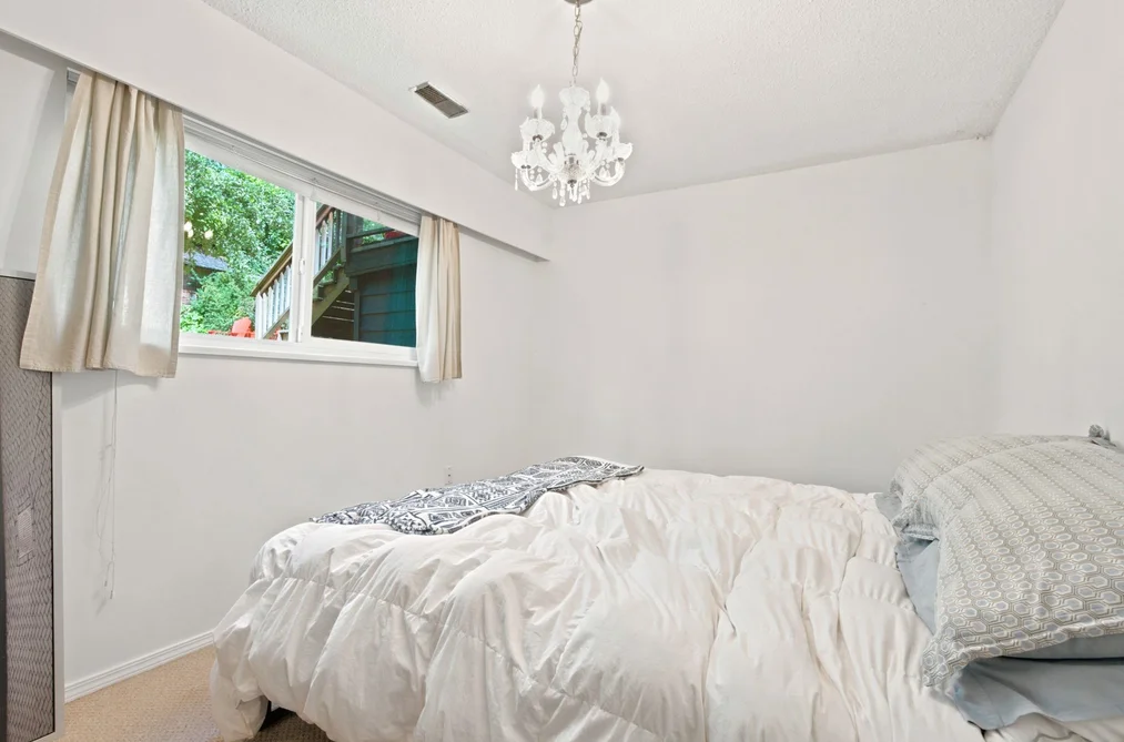 575 N DOLLARTON HIGHWAY, North Vancouver BC V7G 1N3, North Vancouver BC — Residential for Sale — Photo 39 of 40