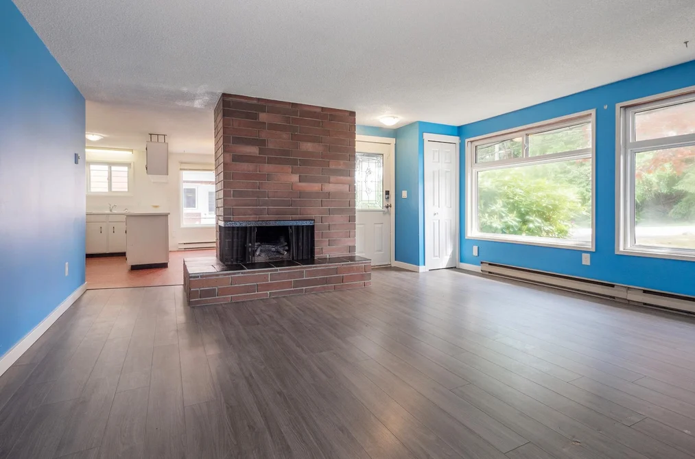 5750 SPINDRIFT STREET, Sechelt BC V0N 3A0, Sechelt BC — Residential for Sale - Photo 2