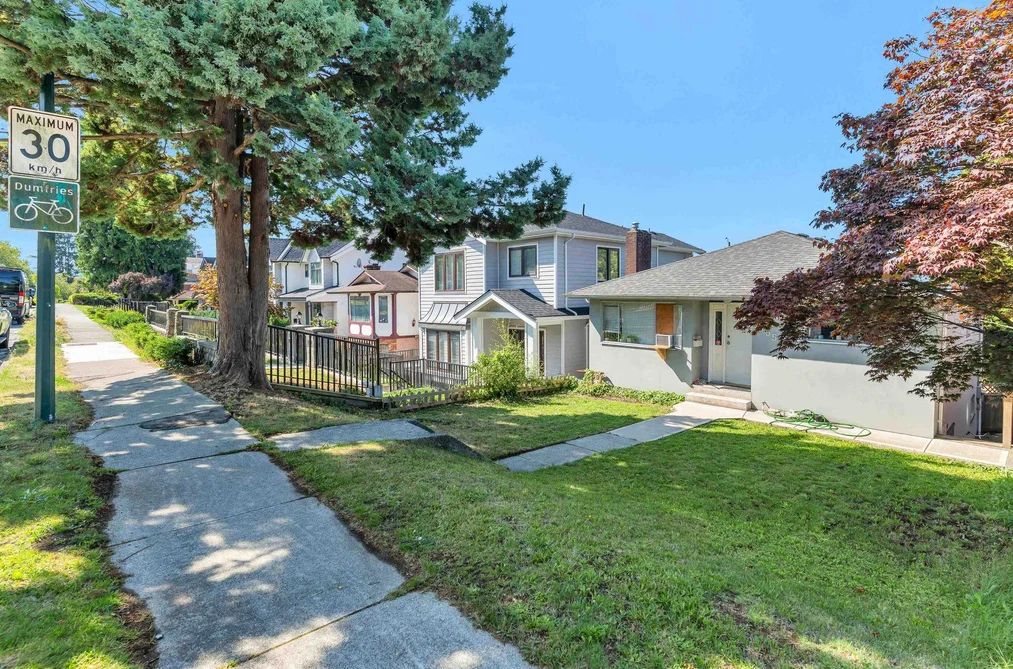 5755 DUMFRIES STREET, Vancouver BC V5P 3A7, Vancouver BC — Residential for Sale - Photo 2