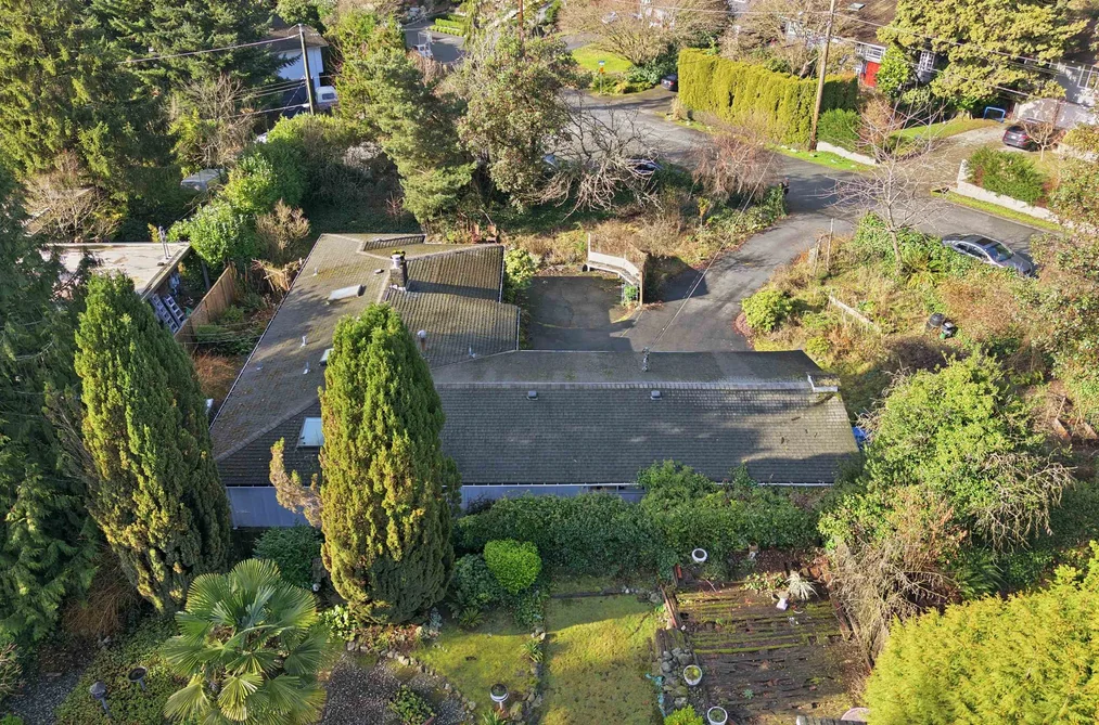 5757 CRANLEY DRIVE, West Vancouver BC V7W 1S9, West Vancouver BC — Residential for Sale - Photo 4