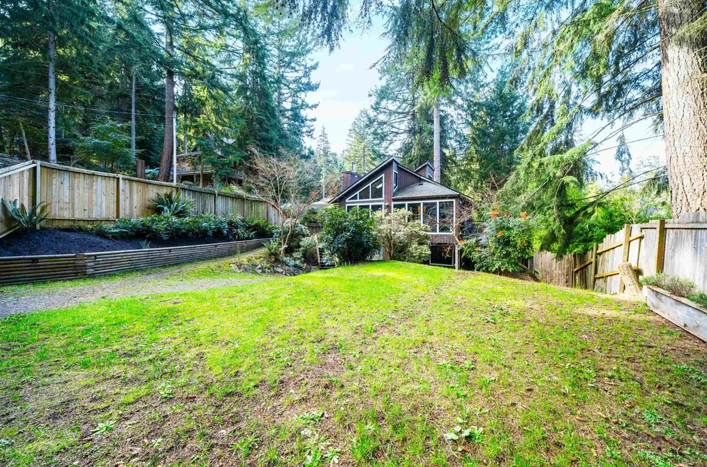 576 COWAN ROAD, Bowen Island BC V0N 1G2, Bowen Island BC — Residential for Sale - Photo 3