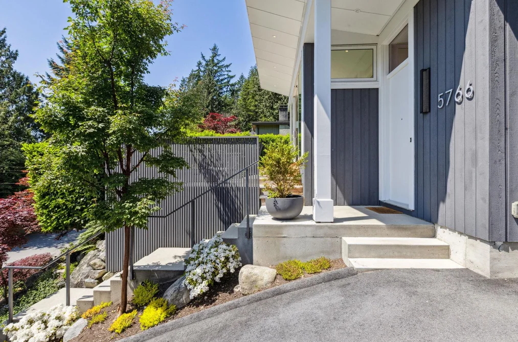House for sale at 5766 Cranley Drive West Vancouver British Columbia - MLS: R3149658