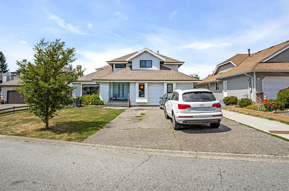 5775 184A STREET, Surrey BC V3S 7T1, Surrey BC — Residential for Sale - Photo 2
