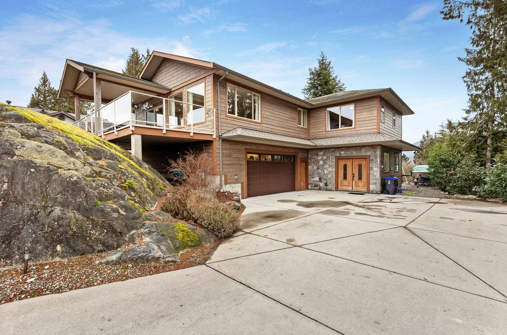 House for sale at 5781 Genni'S Way Sechelt British Columbia - MLS: R2969207