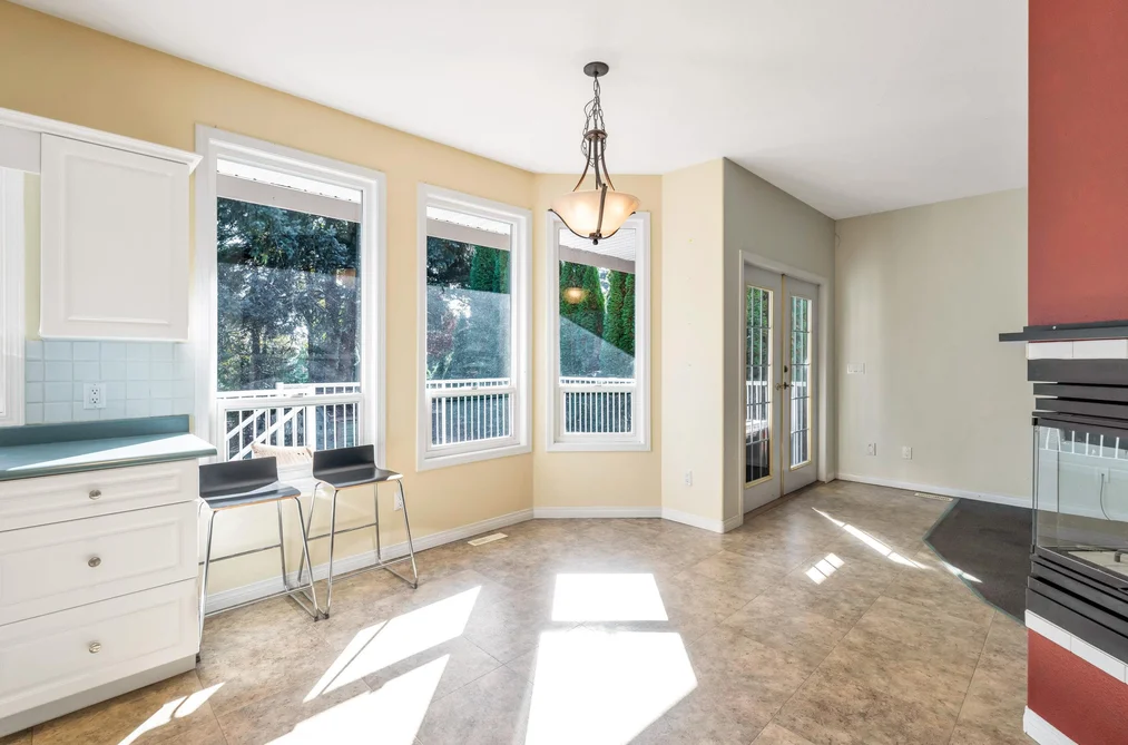 5786 169 Street, Surrey, BC - House for Sale - Photo 11 of 40 5786 169 Street, Surrey, BC - House for Sale - Photo 11 of 40
