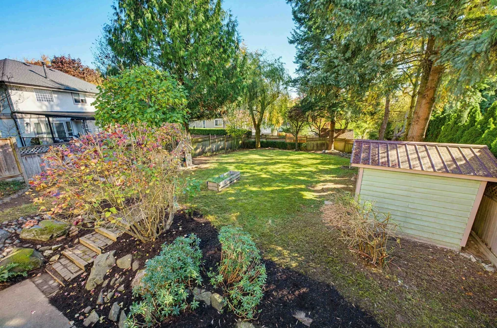 5786 169 Street, Surrey, BC - House for Sale - Photo 33 of 40 5786 169 Street, Surrey, BC - House for Sale - Photo 33 of 40
