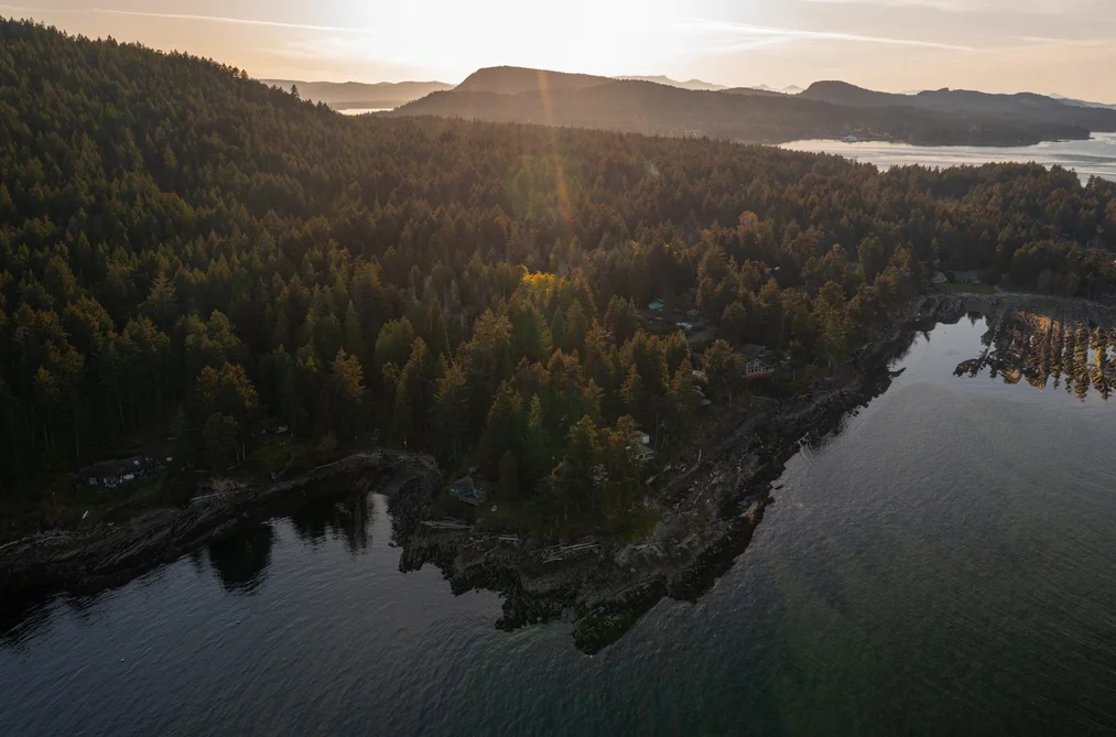 House for sale at 579 Bayview Drive Mayne Island British Columbia - MLS: R3100389