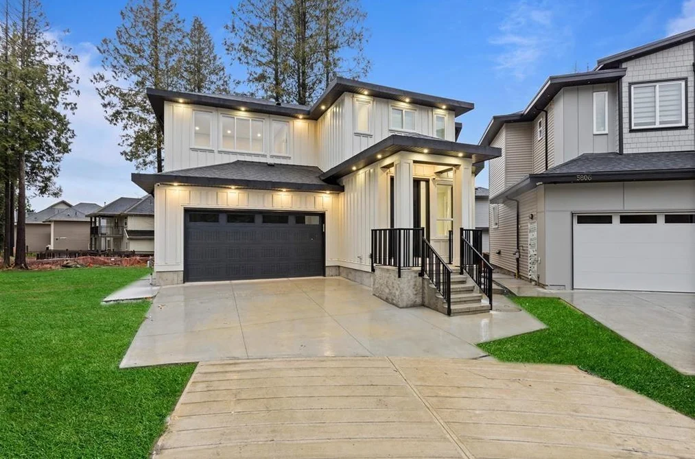 House for sale at 5808 137b Street Surrey British Columbia - MLS: R3134151