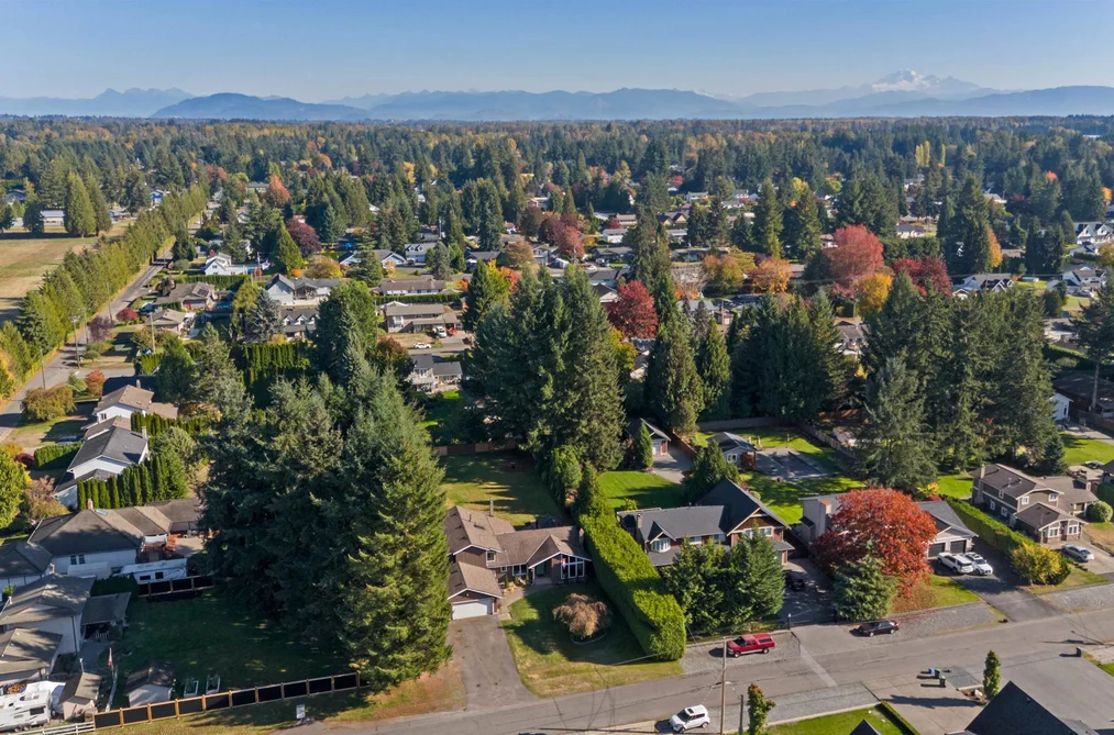 5808 244B Street, Langley, BC - House for Sale - Photo 33 of 37 5808 244B Street, Langley, BC - House for Sale - Photo 33 of 37