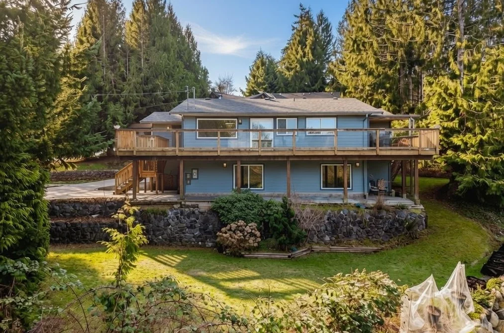 House for sale at 5808 Skookumchuk Road Sechelt British Columbia - MLS: R3097051