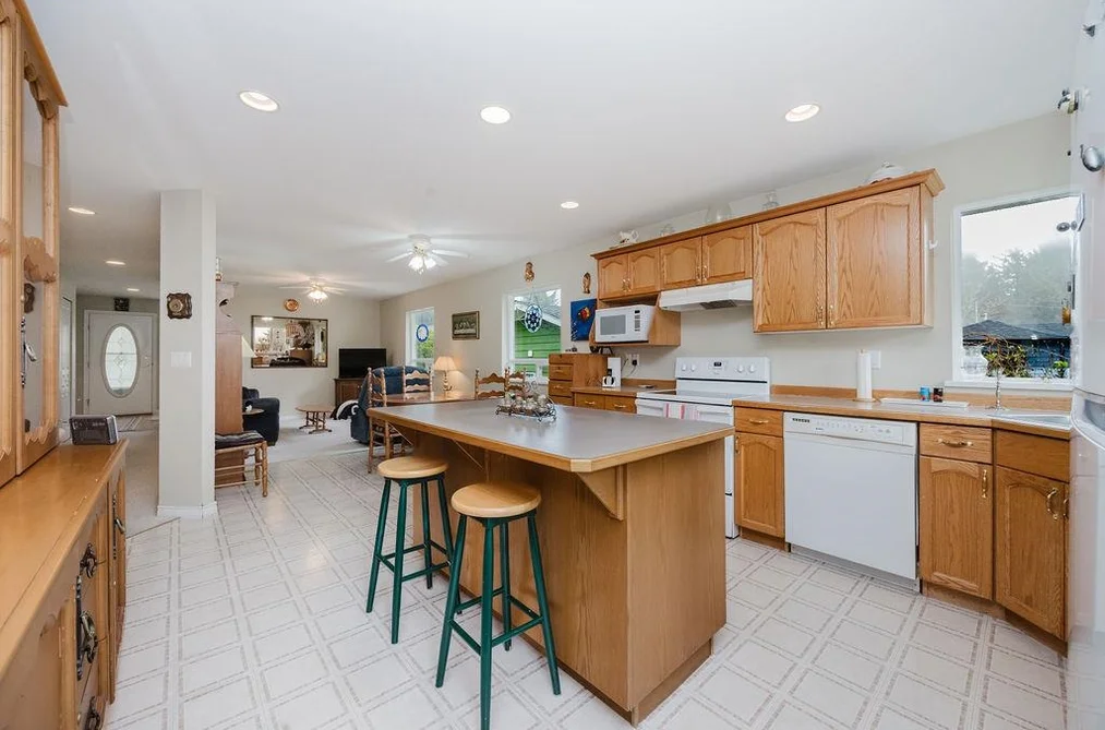 5809 ANCHOR ROAD, Sechelt BC V7Z 0N3, Sechelt BC — Residential for Sale - Photo 7