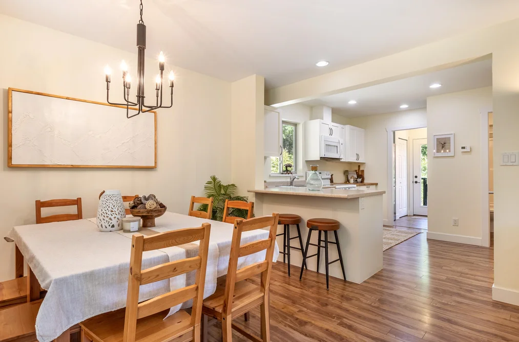 5823 LEANING TREE ROAD, Halfmoon Bay BC V7Z 1C2, Halfmoon Bay BC — Residential for Sale — Photo 6 of 40