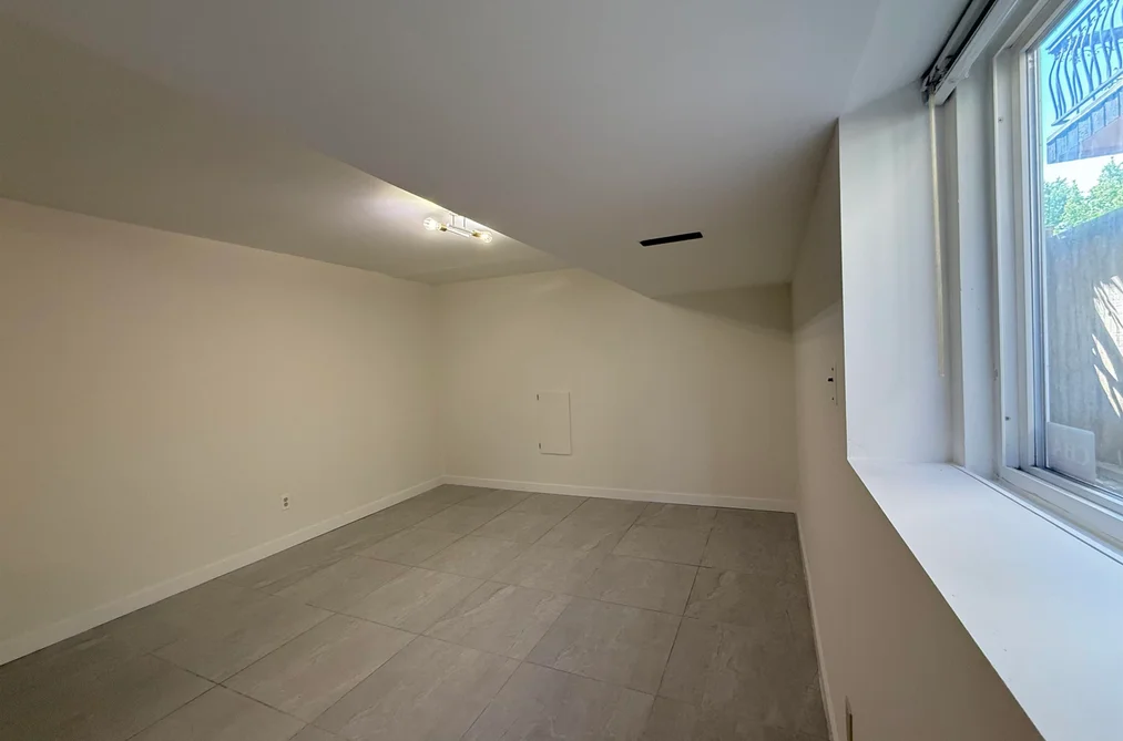 5828 KERR STREET, Vancouver BC V5R 4C1, Vancouver BC — Residential for Sale — Photo 24 of 40
