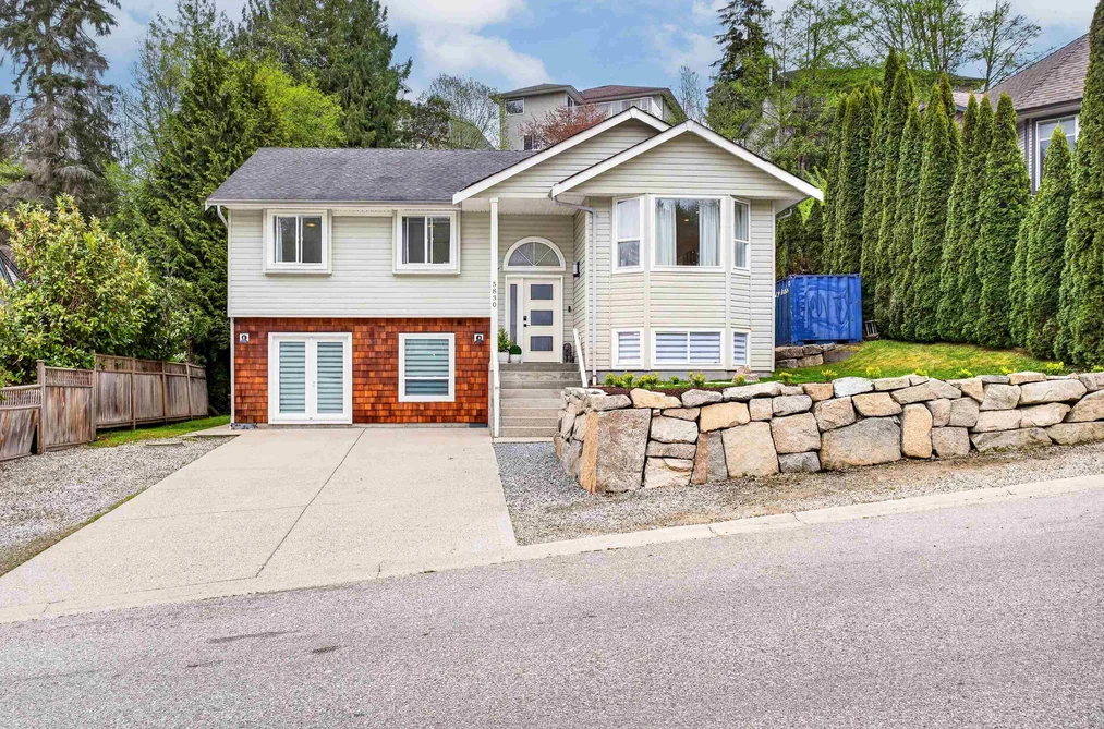 5830 HERON PLACE, Sechelt BC V7Z 0R3, Sechelt BC — Residential for Sale - Photo 2