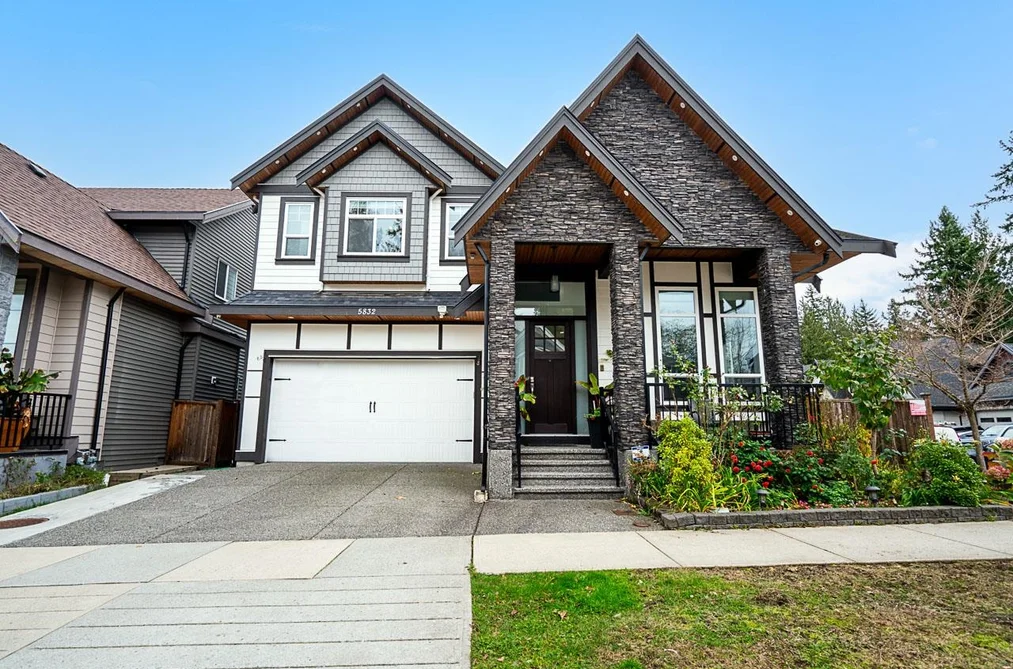 House for sale at 5832 140a Place Surrey British Columbia - MLS: R3128712