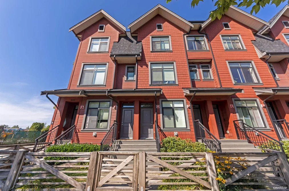 Townhouse for sale at 5835 Wales Street Vancouver British Columbia - MLS: R3164842