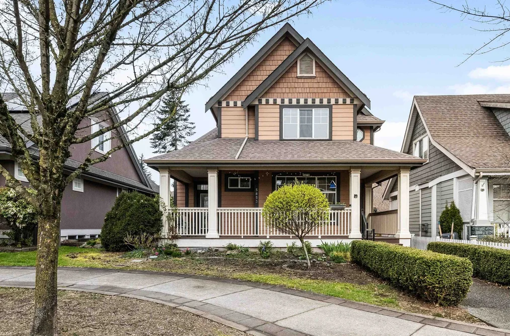 House for sale at 5853 Garrison Boulevard Chilliwack British Columbia - MLS: R3106594