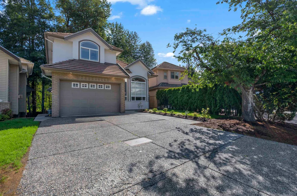 House for sale at 5858 138 Street Surrey British Columbia - MLS: R3153385