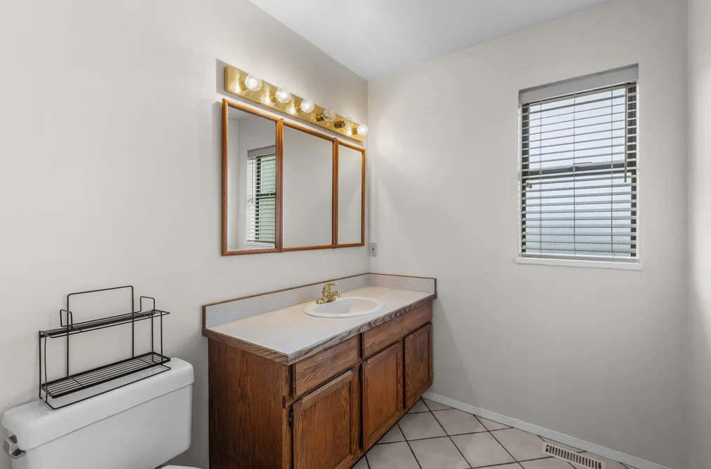 5858 Baffin Place, Burnaby, BC - MLS: R3163947 - Photo 17 5858 Baffin Place, Burnaby, BC - MLS: R3163947 - Photo 17